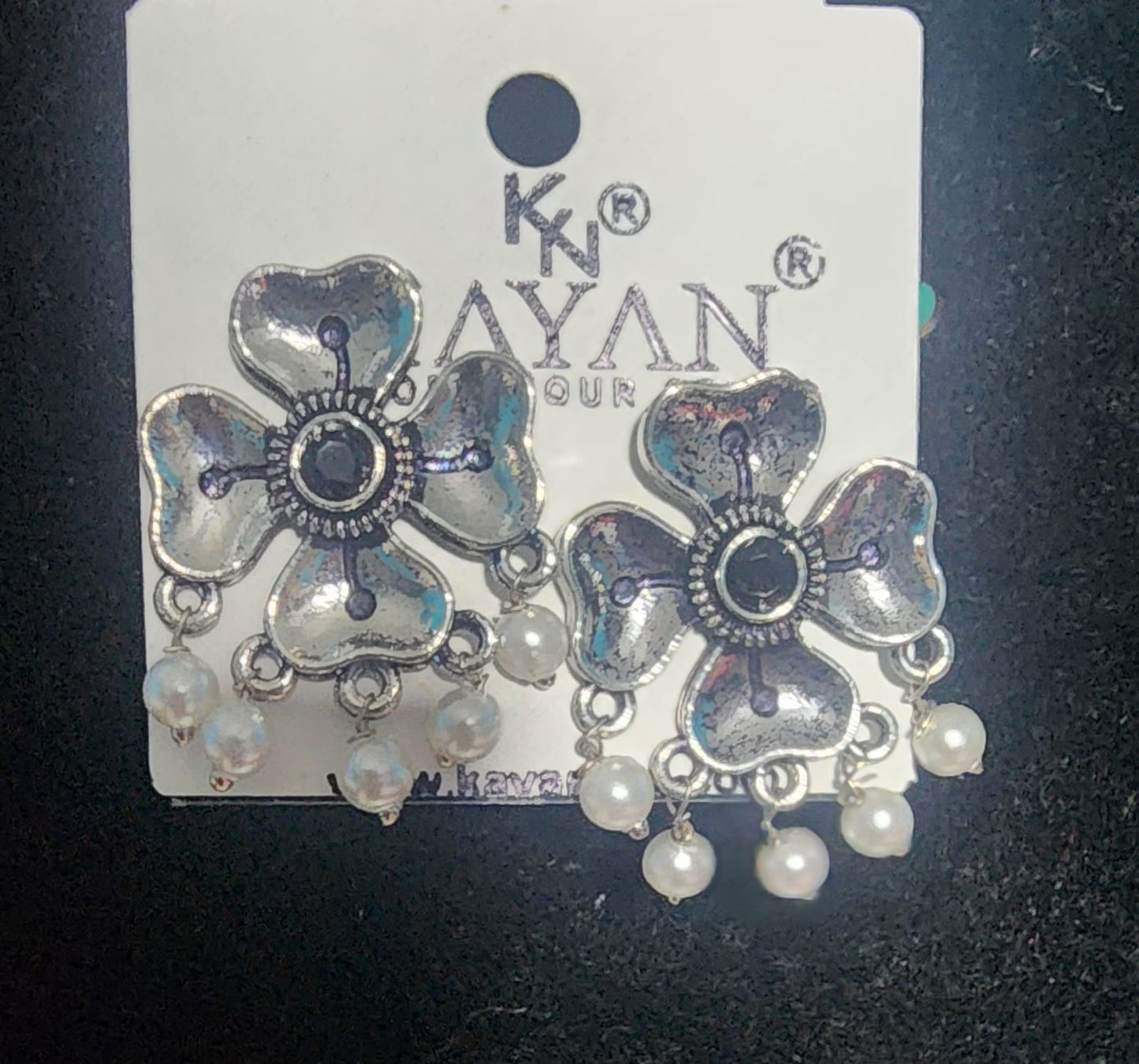 Kayan Flower Design Earrings